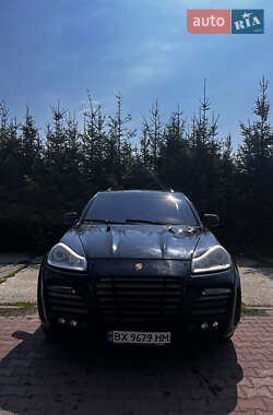 Внедорожник / Кроссовер Porsche Cayenne 2004 в 
