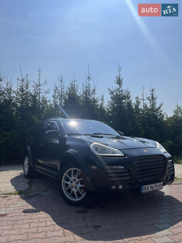 Внедорожник / Кроссовер Porsche Cayenne 2004 в Шепетовке