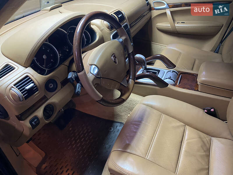 Позашляховик / Кросовер Porsche Cayenne 2008 в Віньківцях