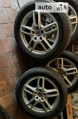 Внедорожник / Кроссовер Porsche Cayenne 2019 в Первомайске