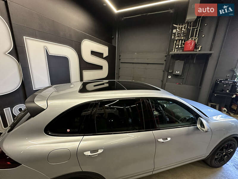 Внедорожник / Кроссовер Porsche Cayenne 2015 в Киеве фото 10 Внедорожник / Кроссовер Porsche Cayenne 2015 в Киеве