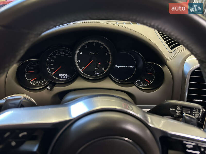 Внедорожник / Кроссовер Porsche Cayenne 2015 в Киеве фото 32 Внедорожник / Кроссовер Porsche Cayenne 2015 в Киеве