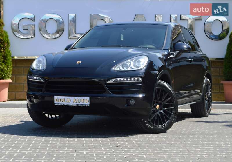 Позашляховик / Кросовер Porsche Cayenne 2013 в Одесі