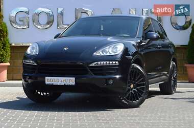 Внедорожник / Кроссовер Porsche Cayenne 2013 в 