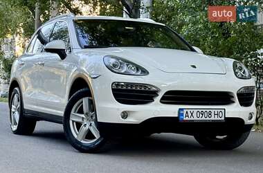 Позашляховик / Кросовер Porsche Cayenne 2011 в 