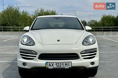 Позашляховик / Кросовер Porsche Cayenne 2010 в Києві