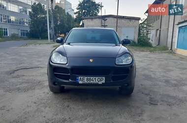 Внедорожник / Кроссовер Porsche Cayenne 2005 в 