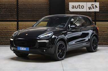 Внедорожник / Кроссовер Porsche Cayenne 2014 в Луцке