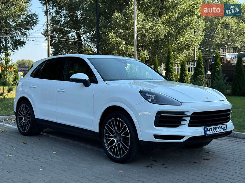 Внедорожник / Кроссовер Porsche Cayenne 2019 в Хмельницком
