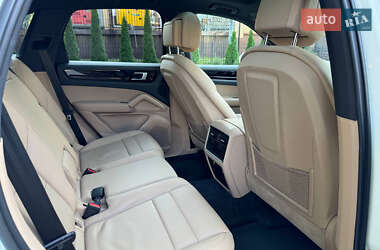 Внедорожник / Кроссовер Porsche Cayenne 2019 в 