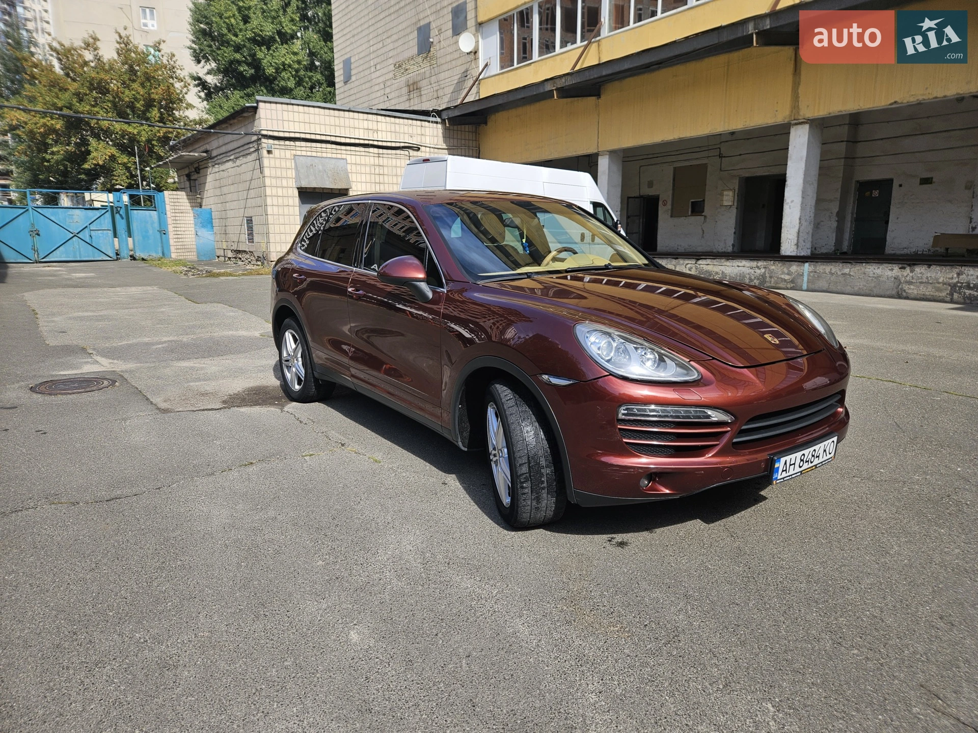 2012 Porsche Cayenne - мініатюра 16