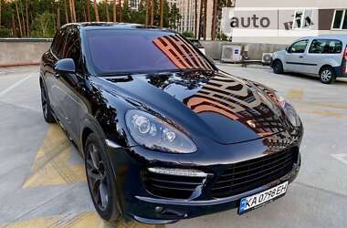 Позашляховик / Кросовер Porsche Cayenne 2010 в Києві