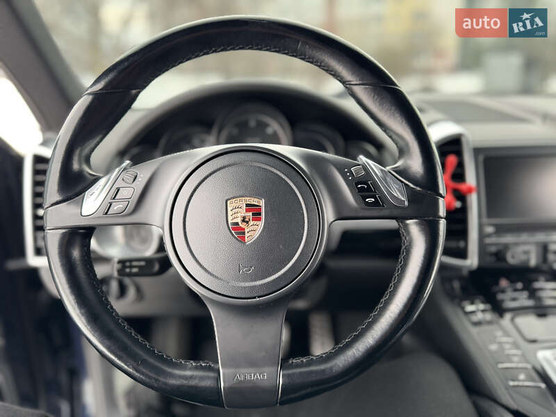 Porsche Cayenne 2011