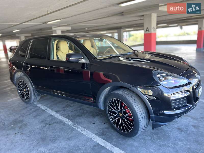 Позашляховик / Кросовер Porsche Cayenne 2008 в Львові