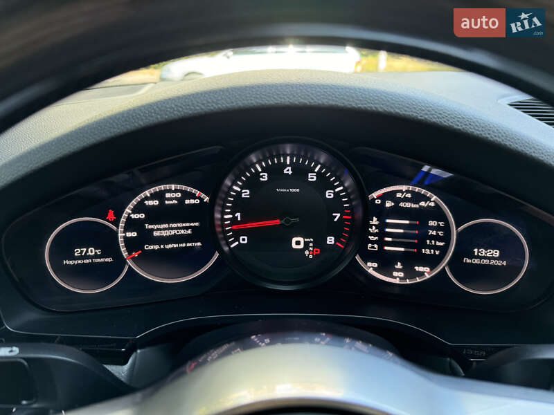 Позашляховик / Кросовер Porsche Cayenne 2018 в Луцьку