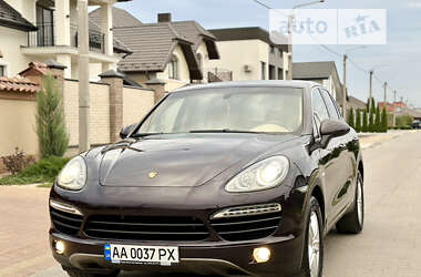 Позашляховик / Кросовер Porsche Cayenne 2011 в Рівному