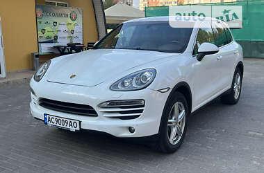 Позашляховик / Кросовер Porsche Cayenne 2012 в Луцьку