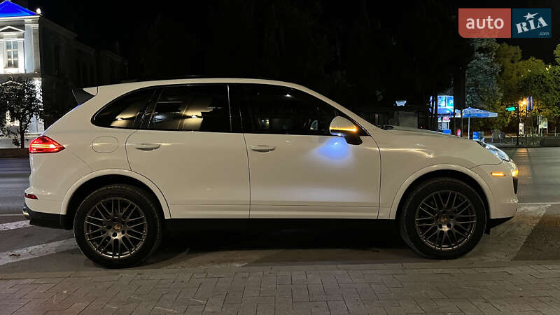 Позашляховик / Кросовер Porsche Cayenne 2017 в Одесі