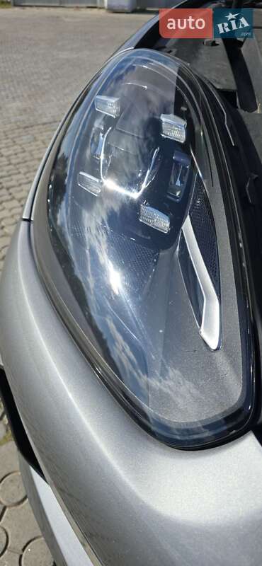 Внедорожник / Кроссовер Porsche Cayenne 2015 в Черновцах фото 76 Внедорожник / Кроссовер Porsche Cayenne 2015 в Черновцах