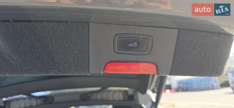 Внедорожник / Кроссовер Porsche Cayenne 2015 в Черновцах фото 88 Внедорожник / Кроссовер Porsche Cayenne 2015 в Черновцах