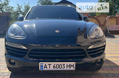 Внедорожник / Кроссовер Porsche Cayenne 2011 в 