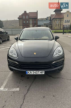 Внедорожник / Кроссовер Porsche Cayenne 2013 в Киеве