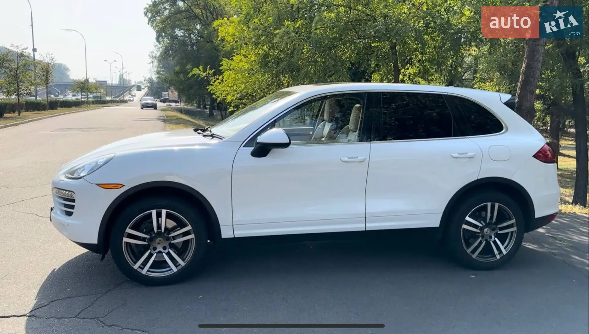 2014 Porsche Cayenne - мініатюра 4