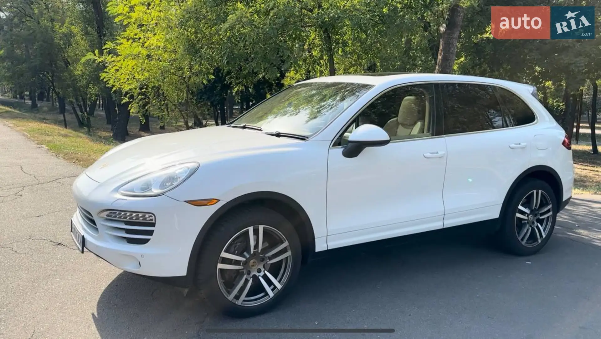 2014 Porsche Cayenne - мініатюра 16