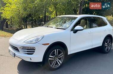 Позашляховик / Кросовер Porsche Cayenne 2014 в Києві