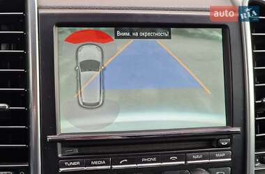 Позашляховик / Кросовер Porsche Cayenne 2012 в 