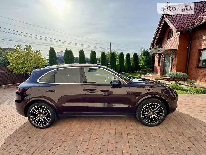 Внедорожник / Кроссовер Porsche Cayenne 2018 в Черновцах