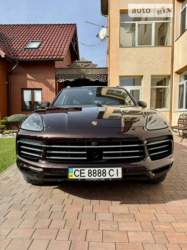 Внедорожник / Кроссовер Porsche Cayenne 2018 в Черновцах