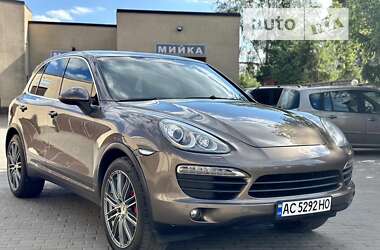 Позашляховик / Кросовер Porsche Cayenne 2011 в Львові