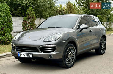 Внедорожник / Кроссовер Porsche Cayenne 2013 в Сарнах