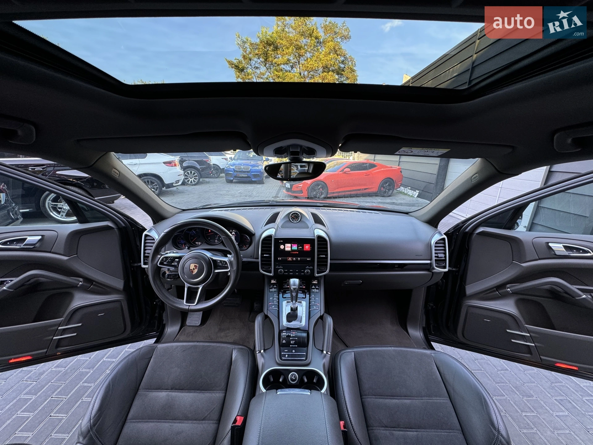 2016 Porsche Cayenne - мініатюра 16
