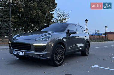 Внедорожник / Кроссовер Porsche Cayenne 2015 в Днепре