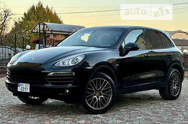 Позашляховик / Кросовер Porsche Cayenne 2013 в Тернополі