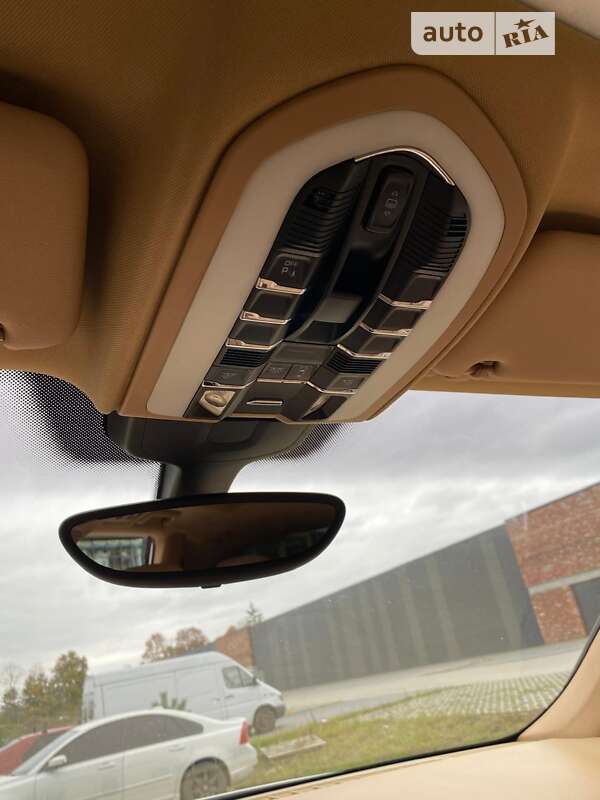 Позашляховик / Кросовер Porsche Cayenne 2011 в Хмельницькому