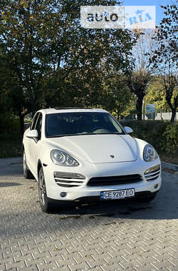 Внедорожник / Кроссовер Porsche Cayenne 2012 в Черновцах