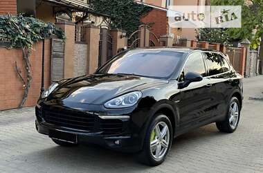 Позашляховик / Кросовер Porsche Cayenne 2015 в Одесі