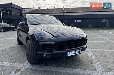 Позашляховик / Кросовер Porsche Cayenne 2016 в 