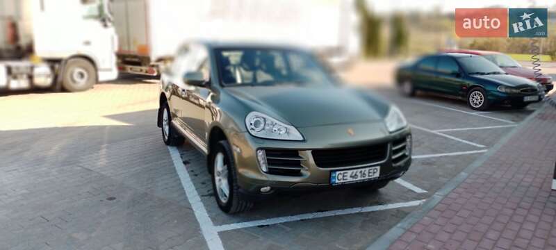Позашляховик / Кросовер Porsche Cayenne 2008 в Чернівцях