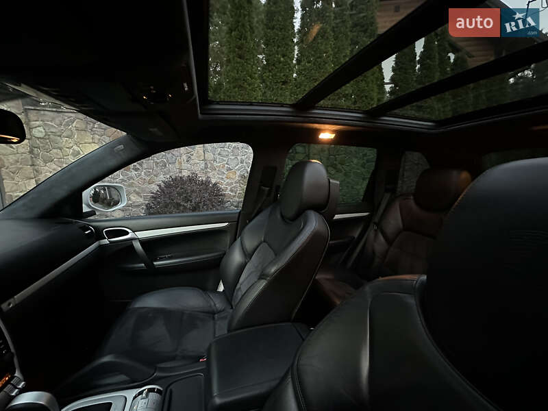 Позашляховик / Кросовер Porsche Cayenne 2008 в Броварах