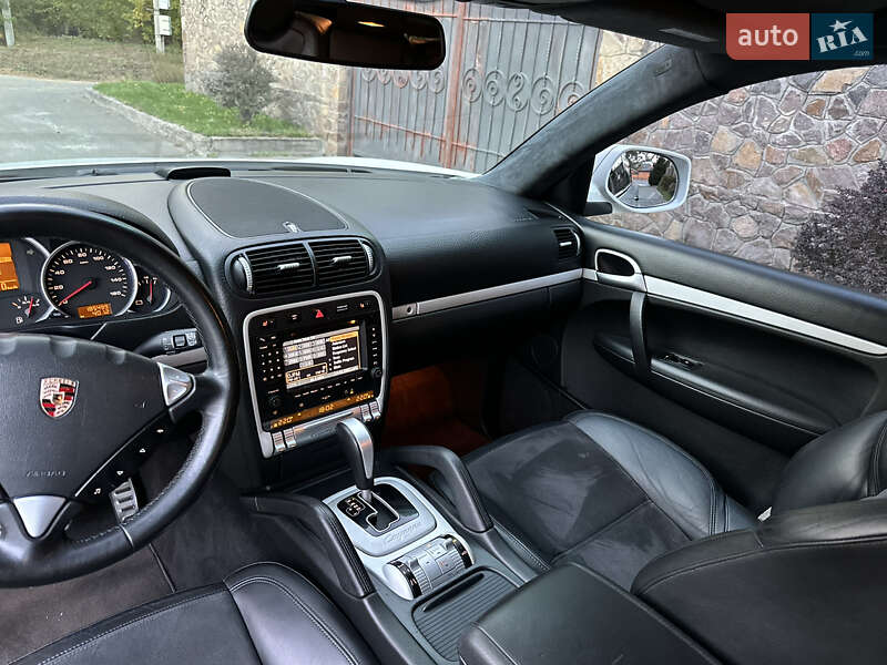 Позашляховик / Кросовер Porsche Cayenne 2008 в Броварах