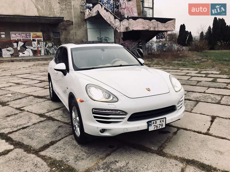 Позашляховик / Кросовер Porsche Cayenne 2013 в Вінниці