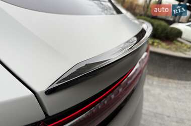 Позашляховик / Кросовер Porsche Cayenne 2023 в 