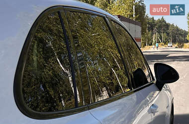 Внедорожник / Кроссовер Porsche Cayenne 2012 в 
