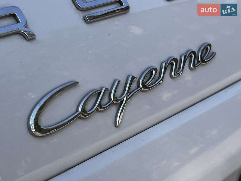 Внедорожник / Кроссовер Porsche Cayenne 2012 в Ахтырке