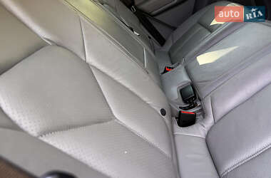 Внедорожник / Кроссовер Porsche Cayenne 2012 в 