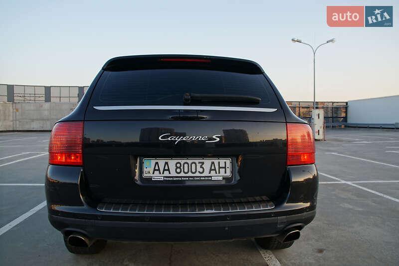 Позашляховик / Кросовер Porsche Cayenne 2006 в Києві